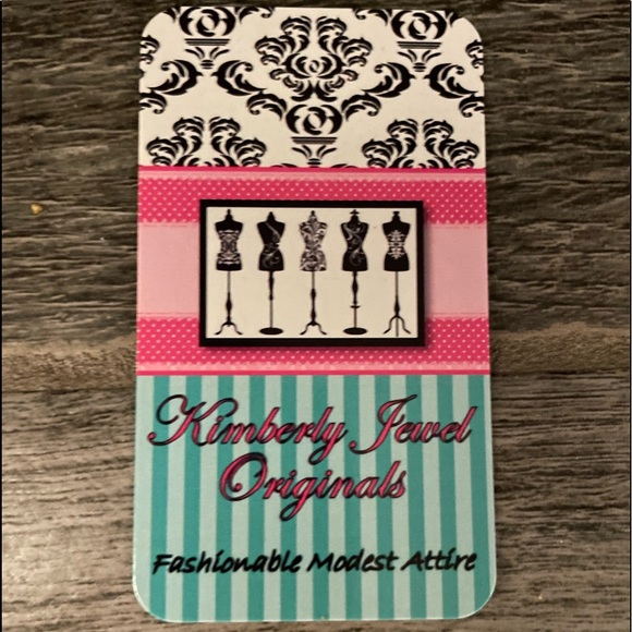 Floral Pin! - Picture 2 of 2